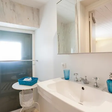 Апартаменты Principe Real Swoonworthy, Pristine, 1br Лиссабон