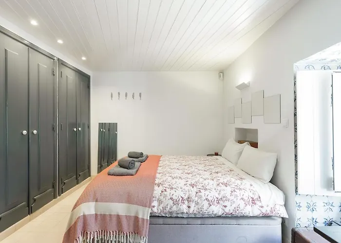 Principe Real Swoonworthy, Pristine, 1br Lissabon